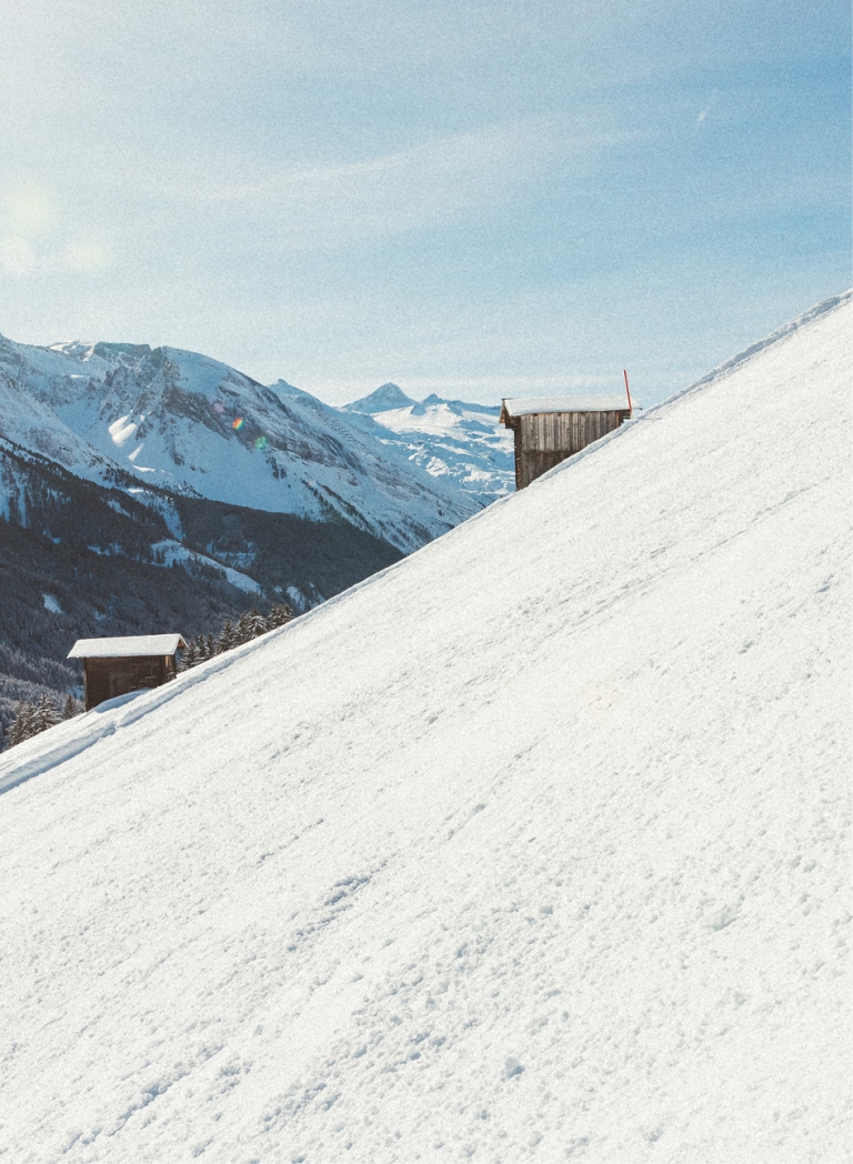 Steiler Skihang im Zillertal